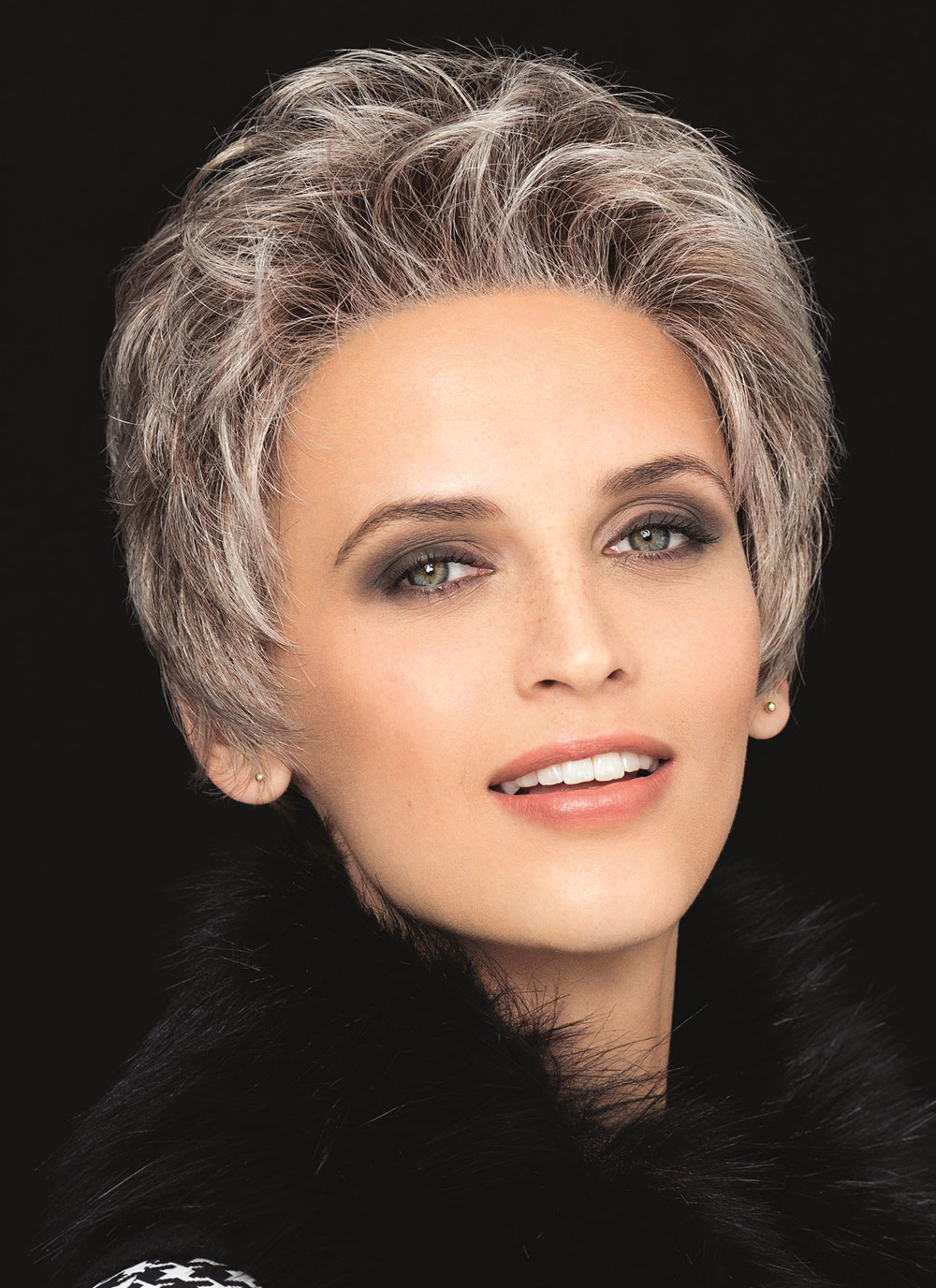 Gisela Mayer Visconti Gold Star Perücke